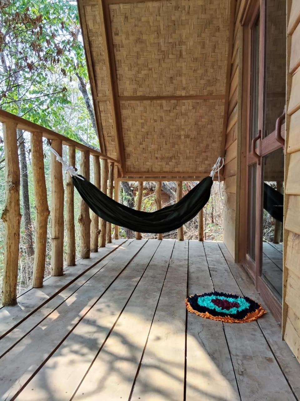 Fandee Island Treehouses & Ziplines - Tad Lo, Bolaven Loop Pakse Ban Kiangtat Esterno foto
